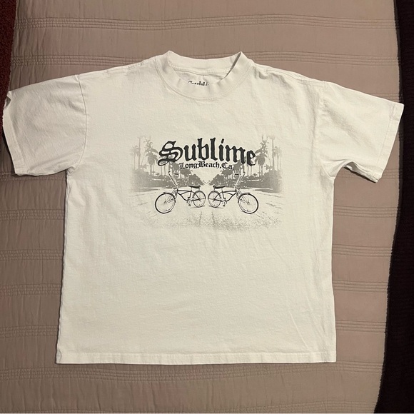 Sublime White Graphic Tee - Picture 4 of 5
